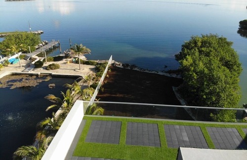Marathon House | Modern Masterpiece in the heart of Marathon with stunning views of the Gulf