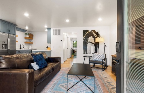 Moab Apartment | Modern Mesa