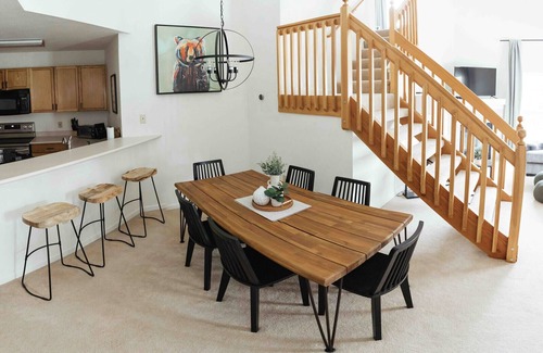 Edwards Condo | Modern Mountain Condo w/Hot Tub
