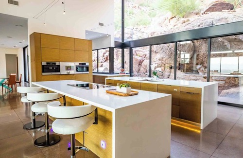 Red Rock North House | Modern Mountain Escape - Saltwater Pool, City Views & Private Trail
