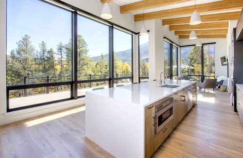 Frisco House | Modern Mountain Masterpiece-Parade of Homes Winner