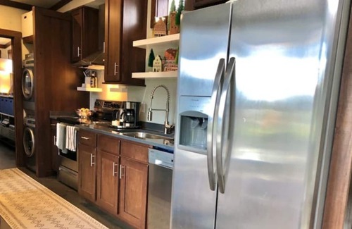 Upward House | Modern Mountain Tiny Home