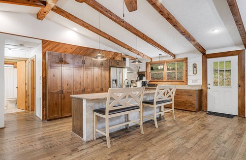 Candler Cabin | Modern Mountainside Cabin | Hot Tub, Game Room + Biltmore Pass Near Asheville