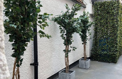Worksop Apartment | Modern newly refurbished apartment in the heart of Sherwood Forest, Worksop.