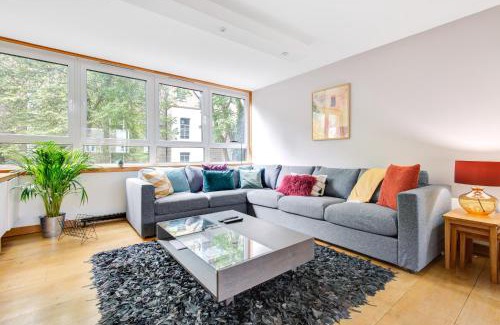 Westbourne Green Apartment | Modern Notting Hill 2 Bedroom Near Royal Oak tube