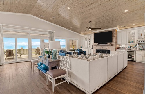 Holden Beach House | Modern Oceanfront Home with Zero-Entry Pool, Hot Tub, Outdoor Kitchen, WiFi & AC