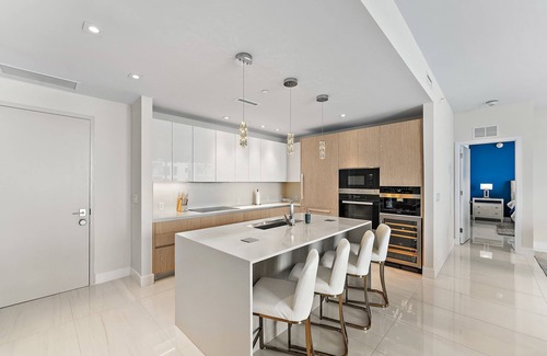 Singer Island Condo | Modern Oceanview Condo at Amrit Resort
