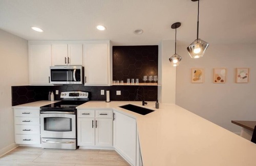 Rockaway Beach House | Modern Oceanview Beach House ☀ Steps To Beach