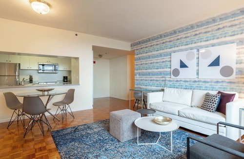 Hoboken Apartment | Modern One Bedroom in Hoboken Waterfront Building