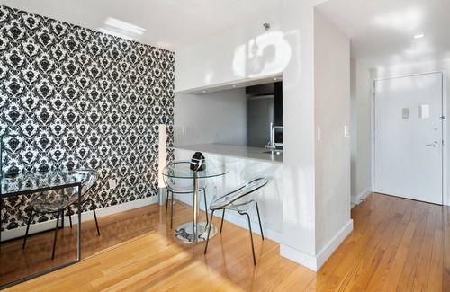Midtown Apartment | Modern One Bedroom in Chelsea with Views