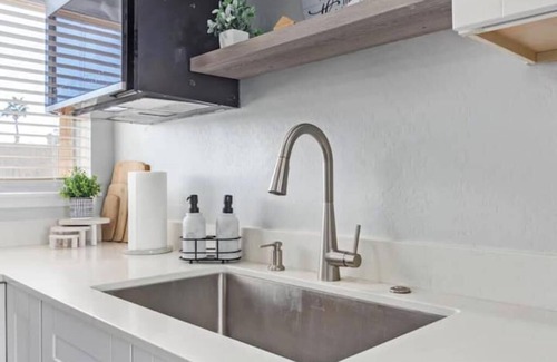 Encanto Condo | Modern PHX Condo Near Light Rail