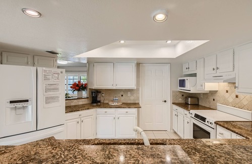 Clearwater House | Modern Pool Home! Centrally Located between TPA & Clearwater Beach!
