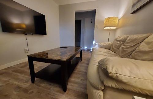 Algoma District Apartment | Modern Private 1BR Apt. w/Free Prkg + Fast Wi-Fi