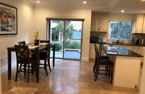Lamanda Park Condo | Modern, Quiet 1426 SF 2B 2.5B Pasadena Townhome