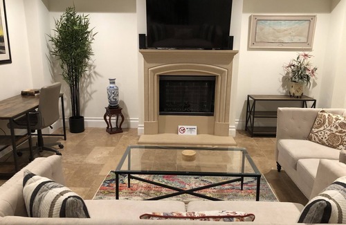 Lamanda Park Condo | Modern, Quiet 1426 SF 2B 2.5B Pasadena Townhome