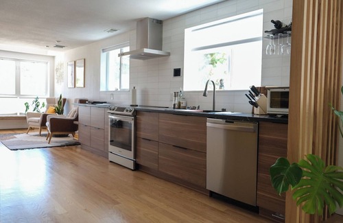 Washington Virginia Vale House | Modern retreat in the city