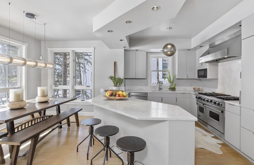 Telluride House | Modern Riverside Retreat, Steps from Gondola