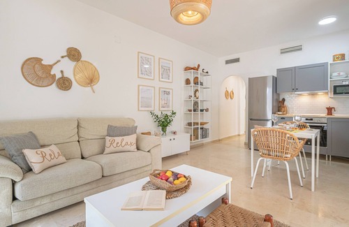 Mijas Apartment | Modern Riviera Golf Y Mar, Mijas Costa, Spain