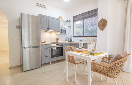 Mijas Apartment | Modern Riviera Golf Y Mar, Mijas Costa, Spain