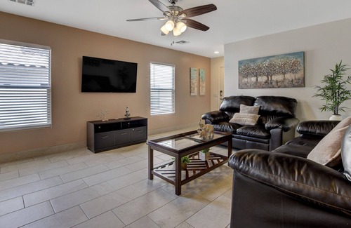 Rhodes Ranch Other | Modern-Roomy-Cozy Private Home GreatlyLandscaped