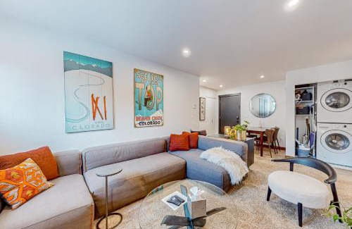 Avon Apartment | Modern Ski Retreat #C7