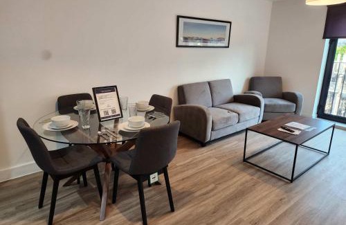 Vauxhall Apartment | Modern & Spacious 1 Bed Apartment in Liverpool