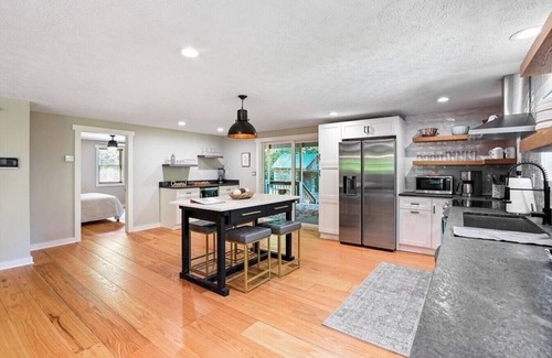 Laurelville Cabin | Modern, spacious and secluded 7 acre retreat!