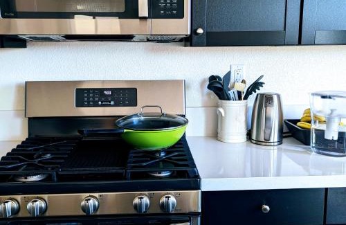 Sparks House | Modern, Spacious & Relaxing Home in Sparks, NV