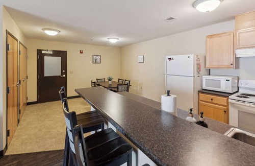 Ontario Apartment | Modern & Spacious Retreat with Balcony & Amenities