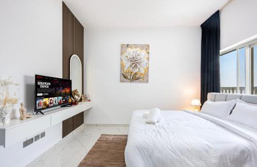 Dubai Apartment | Modern Studio Close To Dubai Silicon Oasis