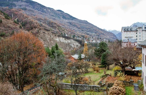Brides-les-Bains Apartment | Modern studio for 4 with balcony and WiFi in Brides-les-Bains