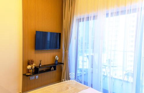Dubai Apartment | Modern Studio in Azizi Riviera, Meydan
