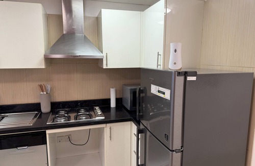 Bur Dubai Apartment | Modern Studio in Damac Park Tower - Near Dubai Mall & Metro