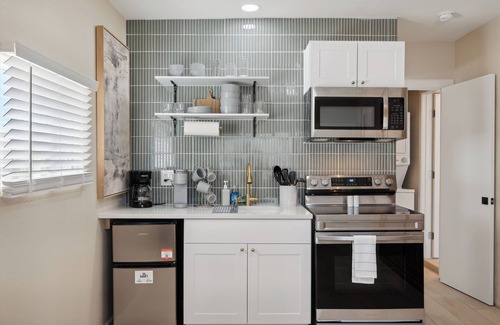 Tempe Apartment | Modern Studio | Private Patio | Near airport