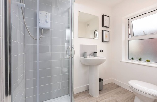 Blackpool Town Center Apartment | Modern Studio, Sleeps 2, Central Location