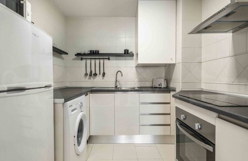 El Molinillo Apartment | Modern Studio w/ Private Rooftop terrace by REMS