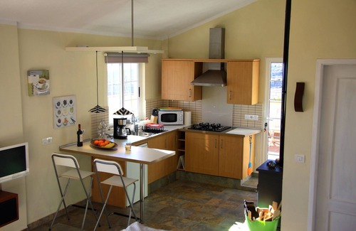 La Sabinita Apartment | Modern studio with a sunny roof terrace - views of the sea and mountains, brine pool