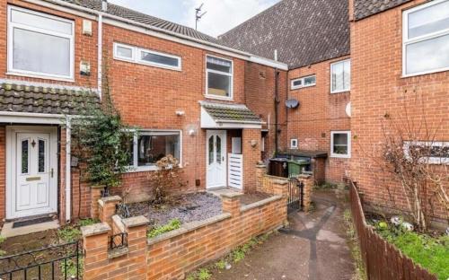 Nottingham Apartment | Modern & Stylish 2-Bed Home