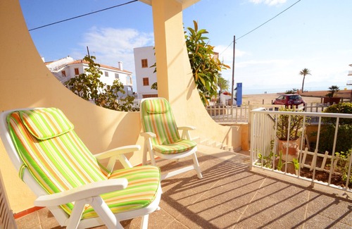 Alcudia Ski Chalet | Modern terraced house by the sea with wifi, AC and garden, in Playas de Muro
