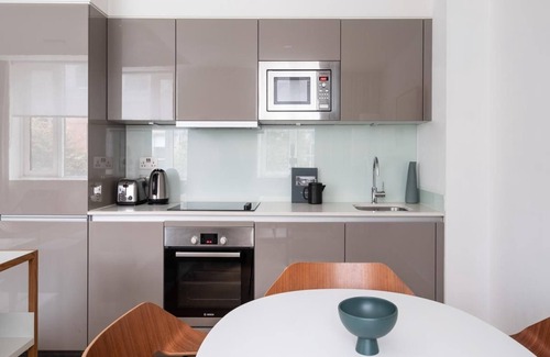 Tower Hill Apartment | Modern Tower Bridge City 2 Bedroom Apartment