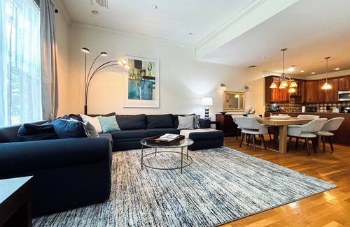 Brookline House | Modern townhome,Boston vacation,2 bath,pkg,deck