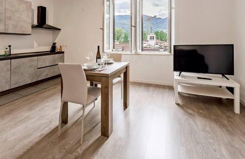 Trento Apartment | Modern Trento Retreat, Views & Walkability