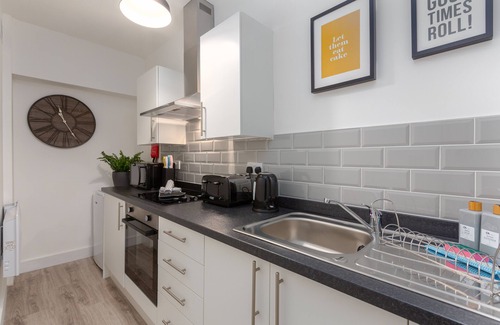Blackpool Town Center Apartment | Modern Two Bed Apartment, Sleeps 5, Central location