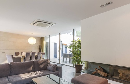 Sant Cugat del Valles House | Modern unique villa in Natural Park close to Barcelona