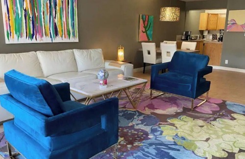 South Scottsdale Condo | Modern/Updated Old Town 1st Floor Dedicated Parking 2BR/2BA Pool Spa Hot Tub