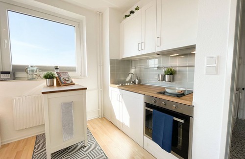 Eckernfoerde Apartment | Modern vacation accommodation with sea view in Eckernförde