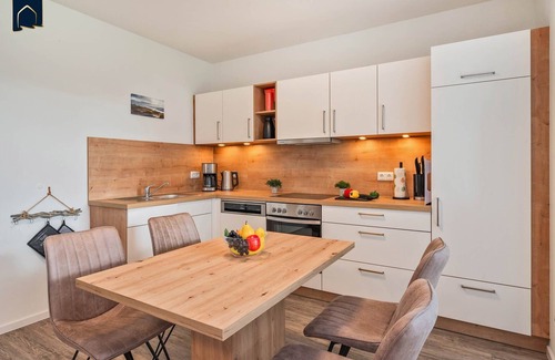 Zirchow Apartment | Modern vacation apartment on the Szczecin Lagoon with sauna & view of the countryside