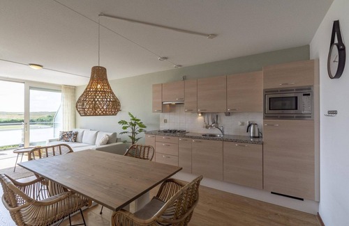 Callantsoog Apartment | Modern Vakantieappartement Voor 4 Personen Direct aan de Strandopgang van Groote Keeten