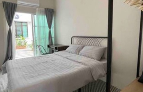 George Town House | Modern Victorian Homestay with Maidn