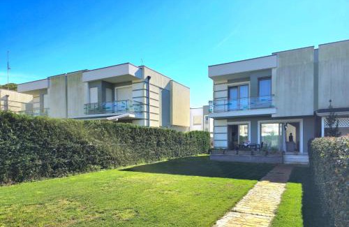 Ishem Villa | Modern Villa At Perla Resort 245